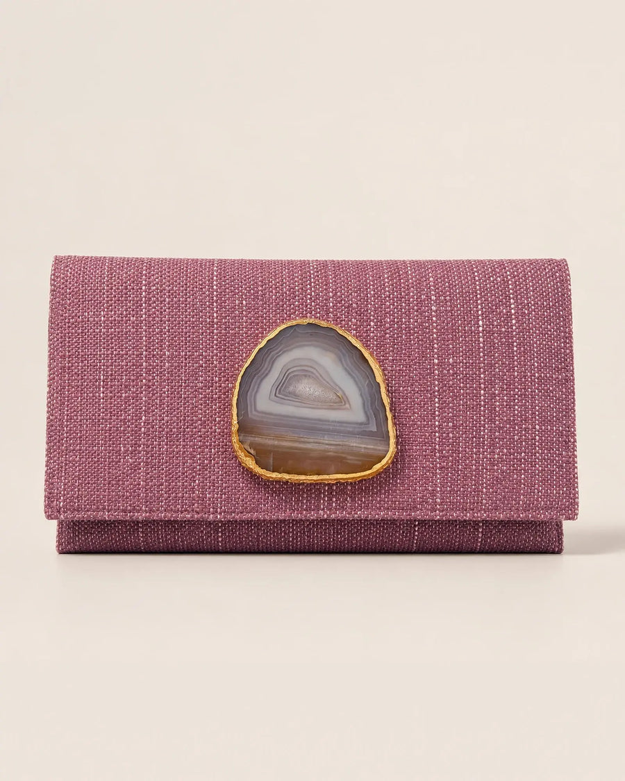 Bolso de mano Gema en rafia rosa empolvado con broche de ágata natural engarzada en dorado, complemento de invitada