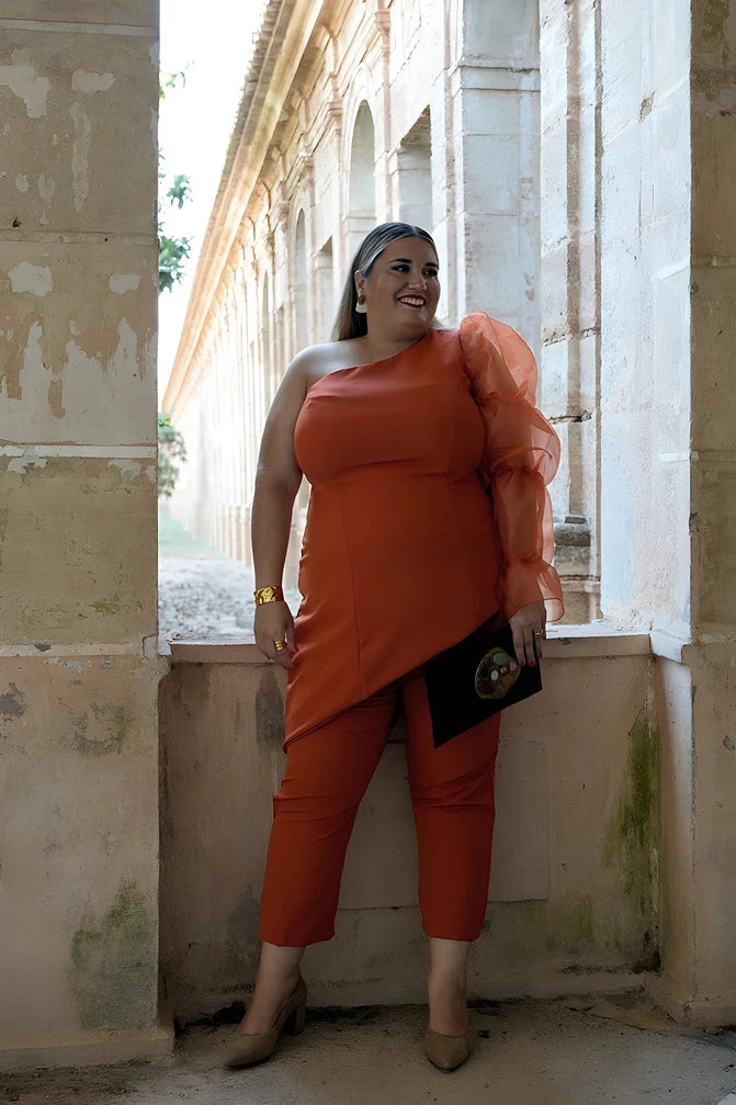 outfit de pantalón de mujer para talla grande en color teja de largo tobillero